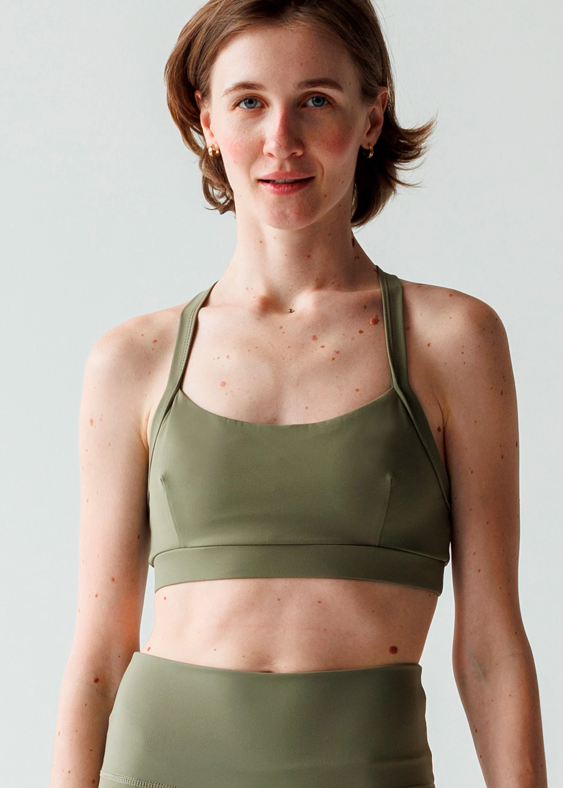 Lea top olive
