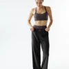 Viki black 4